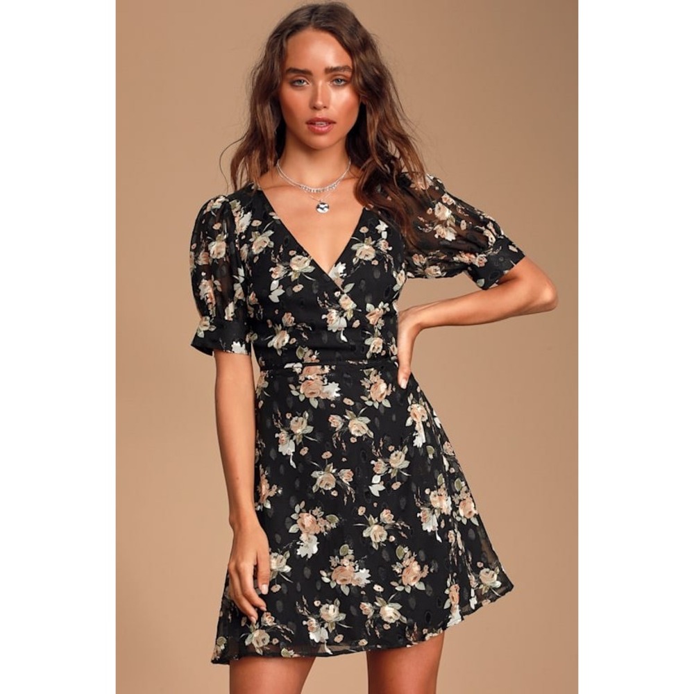Lulu's Black Floral Wrap Mini Dress Size Medium Puff Sleeve